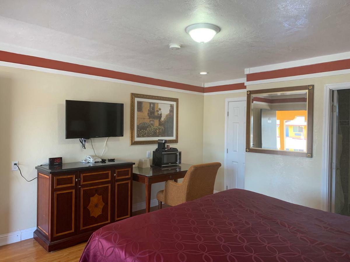 Wagon Wheel Motel Σαλίνας Εξωτερικό φωτογραφία